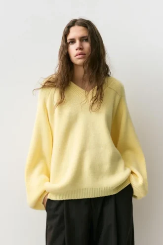 Oversize-Pullover mit asymmetrischem Saum