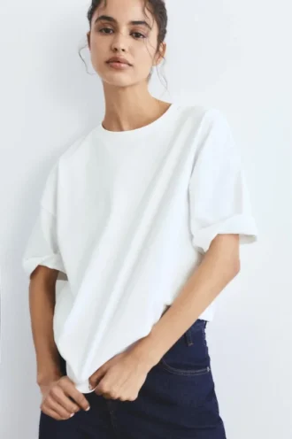 Oversize-T-Shirt mit kurzen Ärmeln Oversize-T-Shirt mit kurzen Ärmeln