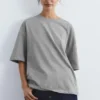Oversize-T-Shirt mit kurzen Ärmeln Oversize-T-Shirt mit kurzen Ärmeln