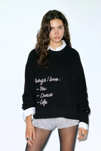 Pullover mit Text