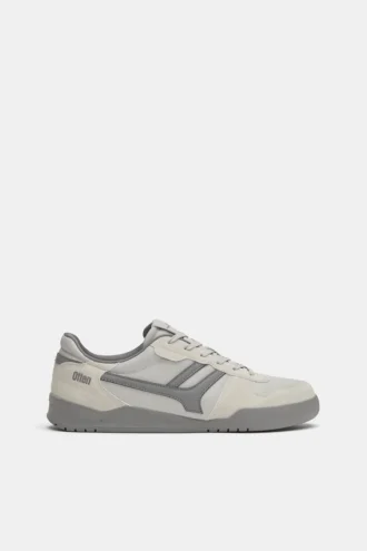 Retro-Sneaker