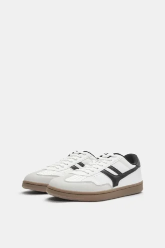 Retro-Sneaker
