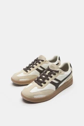 Retro-Sneaker