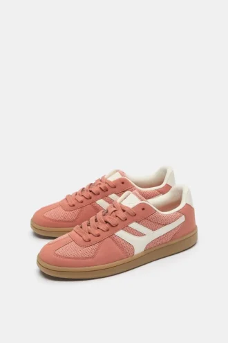 Retro-Sneaker aus Canvas