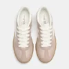 Retro-Sneaker mit klobiger Sohle