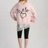 Rosa Pullover mit gesticktem Herz Rosa Pullover mit gesticktem Herz