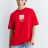 Rotes T-Shirt mit Grafik und Slogan Rotes T-Shirt mit Grafik und Slogan