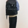 Rucksack mit Schnallenverzierung