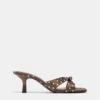 Sandalen mit hohen Absätzen und Polka-Dots Sandalen mit hohen Absätzen und Polka-Dots