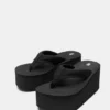 Sandalen mit Keilabsatz