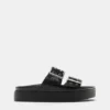 Sandalen mit klobiger Schnalle