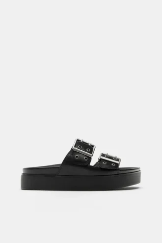 Sandalen mit klobiger Schnalle