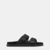 Sandalen mit Schnallen