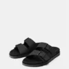 Sandalen mit Schnallen