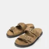 Sandalen mit Schnallen