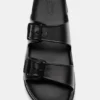 Sandalen mit Schnallen