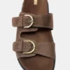 Sandalen mit Schnallen