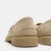 Schuhe aus Leder mit Schnallendetail