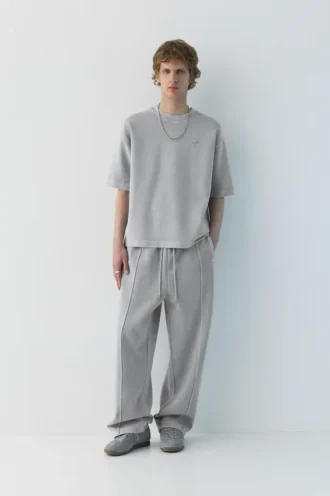 skater jogginghose 1 1 330x496 - Skater-Jogginghose