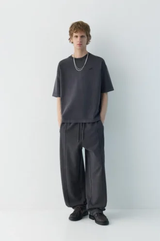 skater jogginghose 1 330x496 - Skater-Jogginghose