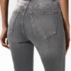 Skinny-Jeans mit hoher Taille