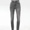 Skinny-Jeans mit hoher Taille