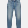 Slim-Fit-Jeans