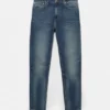 Slim-Fit-Jeans