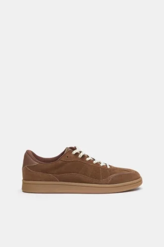 Sneaker aus Spaltleder