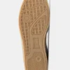 Sneaker im Retro-Look mit Struktur