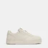 Sneaker mit klobiger Sohle