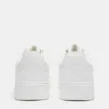 Sneaker mit klobiger Sohle