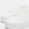 Sneaker mit klobiger Sohle und Detail Sneaker mit klobiger Sohle und Detail