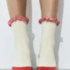 Socken mit Spitzenbesatz Socken mit Spitzenbesatz