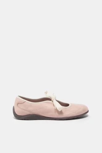 Sportliche Ballerinas mit Schleife