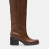 Stiefel mit hohem Absatz Stiefel mit hohem Absatz