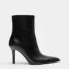 Stiefel mit Stilettoabsatz