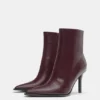 Stiefel mit Stilettoabsatz