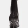 Stiefel mit Stilettoabsatz