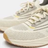 Stoff-Sportschuhe