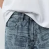 „Stranger Things“-Jeans mit weitem Bein „Stranger Things“-Jeans mit weitem Bein