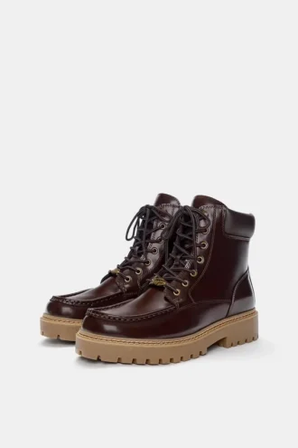 Sturdige Schnürstiefel