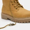 Sturdige Schnürstiefel Sturdige Schnürstiefel