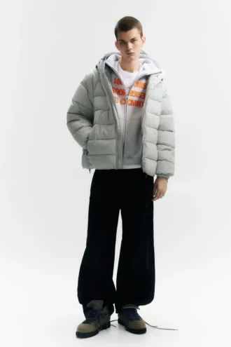STWD-Daunenjacke mit Kapuze