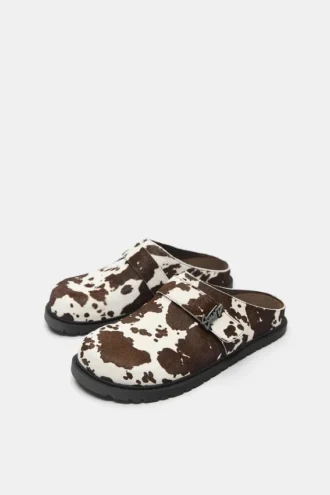 STWD-Lederclogs mit Kuhfellmuster
