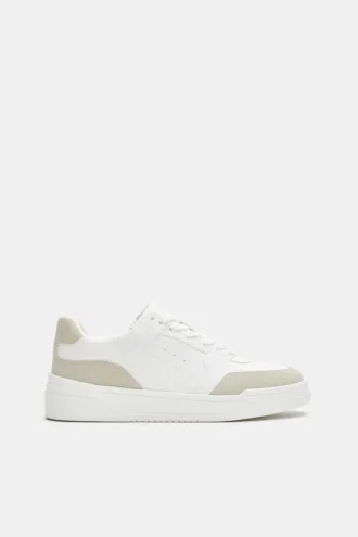 STWD Sneaker aus mehreren Teilen STWD Sneaker aus mehreren Teilen