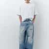 Super-Baggy-Jeans mit Rissen