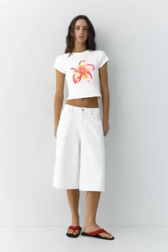 T-Shirt mit Blumenmotiv