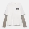 T-Shirt mit doppelten Ärmeln und Slogan T-Shirt mit doppelten Ärmeln und Slogan