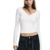 T-Shirt mit Spitzenbesatz am Ausschnitt T-Shirt mit Spitzenbesatz am Ausschnitt